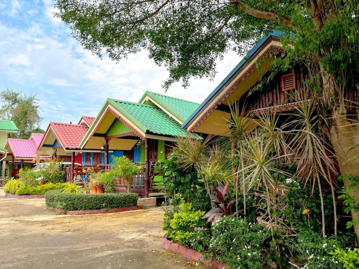 Ruanmai Style Resort 1 Ban Nong Nam Khan Exterior foto